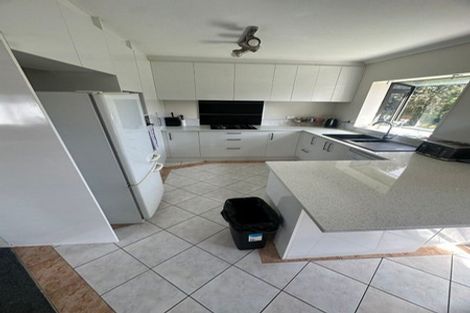 Photo of property in 650 Massey Road, Mangere, Auckland, 2022