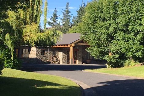 Photo of property in 73 Alec Robins Road, Lake Hayes, Queenstown, 9371