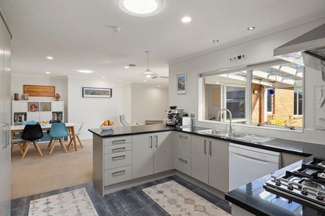 Photo of property in 23 Watkins Road, Cambridge, 3434