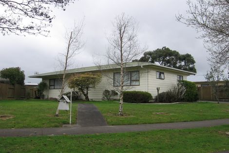 Photo of property in 25 Hillcrest Drive, Kelvin Grove, Palmerston North, 4414
