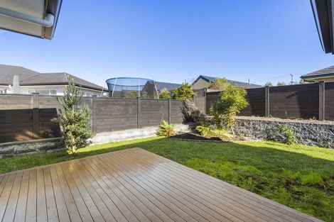 Photo of property in 14 Leebank Crescent, Riverhead, 0820