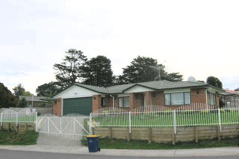 Photo of property in 21 Shah Place, Glen Eden, Auckland, 0602
