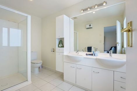 Photo of property in 31 Oratia Street, Waikanae Beach, Waikanae, 5036
