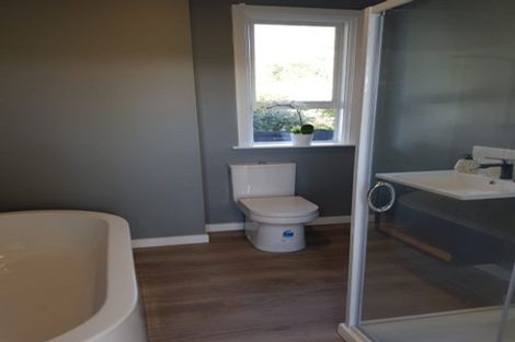 Photo of property in 198 Pacific Drive, Fitzherbert, Palmerston North, 4410