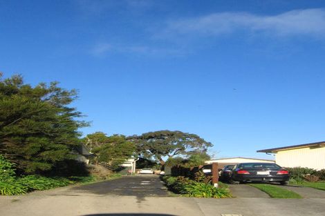 Photo of property in 29 Dunk Place, Milson, Palmerston North, 4414