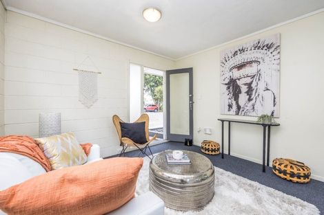 Photo of property in 19a/5 Verbena Road, Birkdale, Auckland, 0626