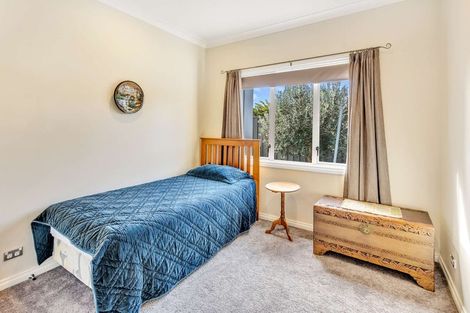 Photo of property in 28 Delta Mews Place, Clive, 4102