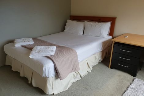 Photo of property in 239 Hill Road, The Gardens, Auckland, 2105
