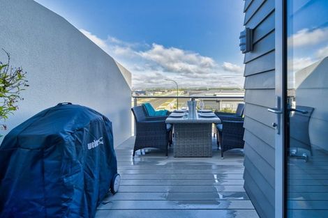 Photo of property in 124b Te Awa Avenue, Te Awa, Napier, 4110