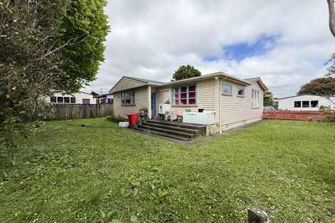 Photo of property in 12 Henry Street, Ebdentown, Upper Hutt, 5018