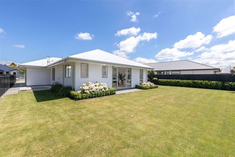 Photo of property in 17 Carpenter Drive, Prebbleton, 7604