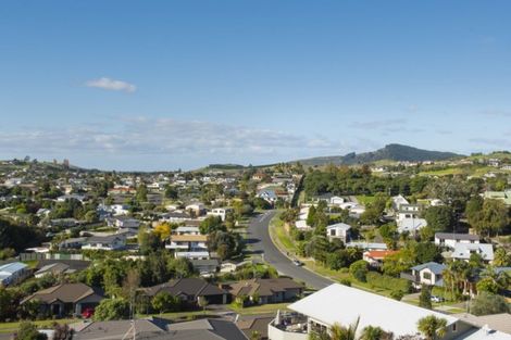 Photo of property in 3 Kite Way, Welcome Bay, Tauranga, 3112