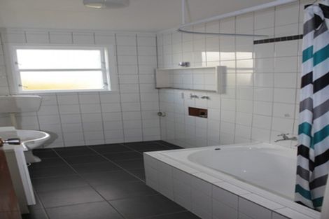 Photo of property in 64 Moxham Avenue, Hataitai, Wellington, 6021