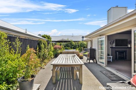 Photo of property in 1 Iti Place, Parklands, Christchurch, 8083