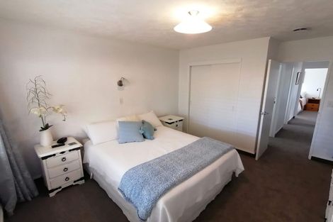 Photo of property in 53c Church Road, Taradale, Napier, 4112