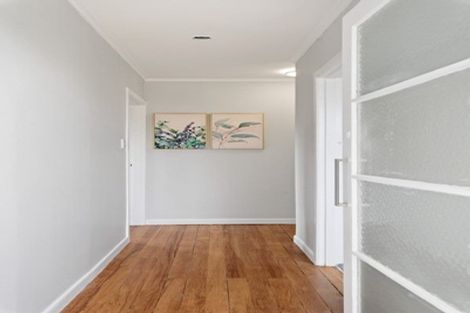 Photo of property in 13 Stokes Avenue, Te Atatu Peninsula, Auckland, 0610