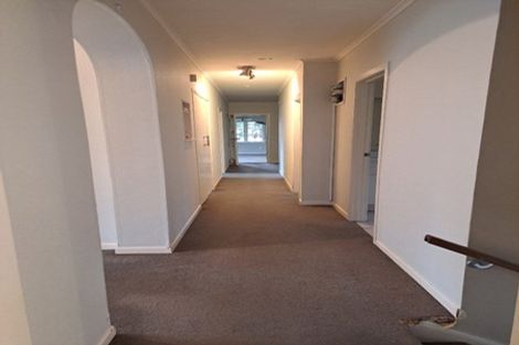 Photo of property in 280 Great South Road, Papakura, 2110