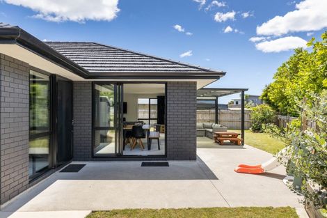 Photo of property in 60a Penrod Drive, Bell Block, New Plymouth, 4312