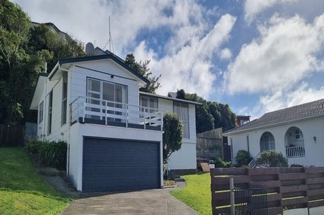 Photo of property in 9 Kerr Grove, Johnsonville, Wellington, 6037