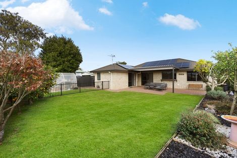 Photo of property in 21 Mangakoea Place, St Andrews, Hamilton, 3200