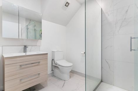 Photo of property in 6/19 Karamu Street, Te Atatu Peninsula, Auckland, 0610