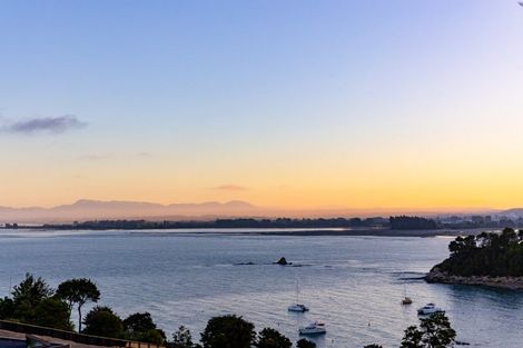Photo of property in 21 Talisman Heights, Kaiteriteri, Motueka, 7197