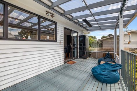 Photo of property in 37 Pomaria Road, Henderson, Auckland, 0610