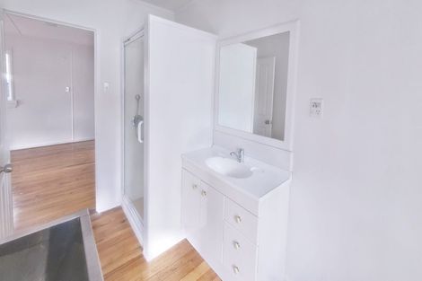 Photo of property in 1/4 Mickle Street, Te Atatu South, Auckland, 0610