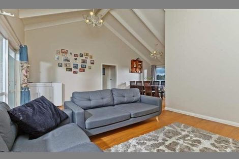 Photo of property in 20 Orton Street, Glenfield, Auckland, 0627