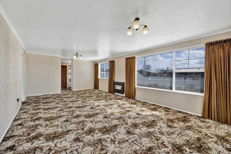 Photo of property in 19 Furlong Street, Hawera, 4610