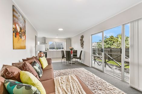 Photo of property in 2/22 Bingara Place, Favona, Auckland, 2024