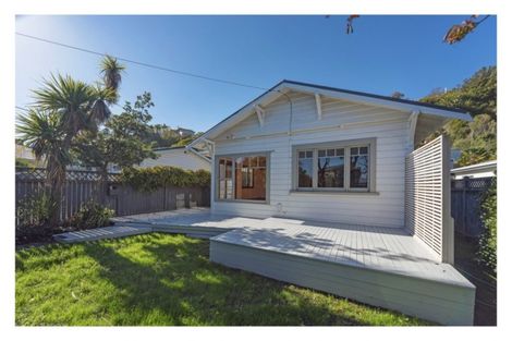 Photo of property in 19 Tahunanui Drive, Tahunanui, Nelson, 7011