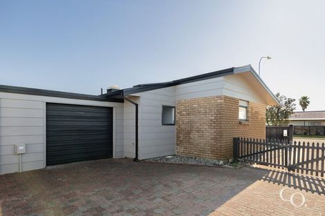 Photo of property in 1/104 Gloucester Road, Mount Maunganui, 3116