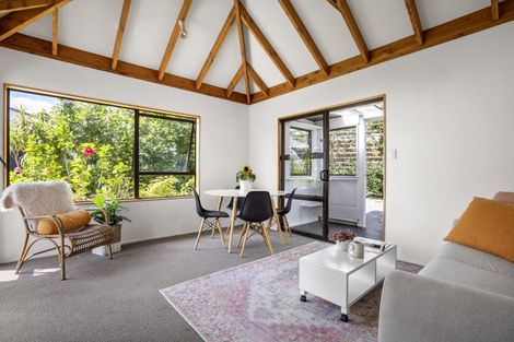Photo of property in 62 Wairoa Road, Narrow Neck, Auckland, 0624