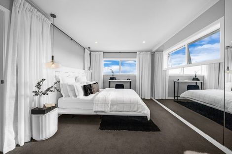 Photo of property in 28a Torkar Road, Clarks Beach, 2122