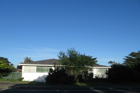 Photo of property in 14 Martin Road, Paraparaumu Beach, Paraparaumu, 5032