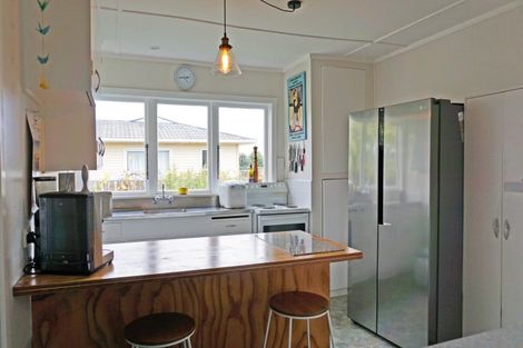 Photo of property in 123-125 Tiro Tiro Road, Levin, 5510