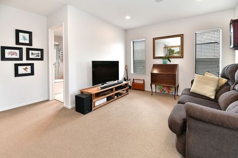 Photo of property in 46 Harvest Avenue, Orewa, 0931