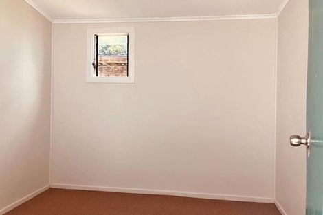 Photo of property in 10 Chapel Street, Papakura, 2110