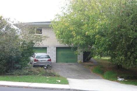 Photo of property in 1/61 Chartwell Avenue, Glenfield, Auckland, 0629