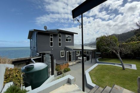 Photo of property in 272 Thames Coast Sh25 Road, Ngarimu Bay, Thames, 3575