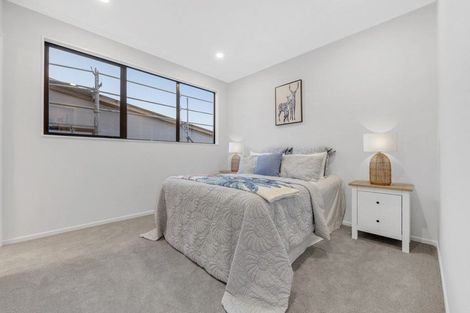 Photo of property in 14 Alluvial Street, Flat Bush, 2019