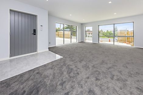 Photo of property in 42a Landon Avenue, Mangere East, Auckland, 2024