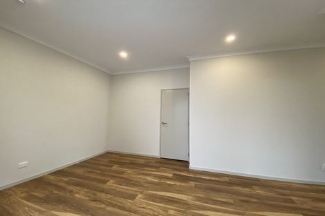 Photo of property in 17 Cooladawson Drive, Flat Bush, Auckland, 2019