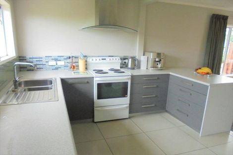 Photo of property in 1/43 Don Buck Road, Massey, Auckland, 0614