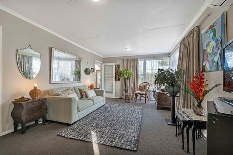 Photo of property in 8 Omata Road, Westown, New Plymouth, 4310