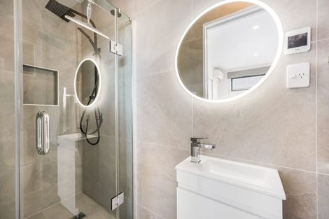 Photo of property in 100 Tarapuka Road, Westgate, Auckland, 0814