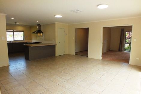 Photo of property in 29 Seamount Drive, Red Beach, 0932