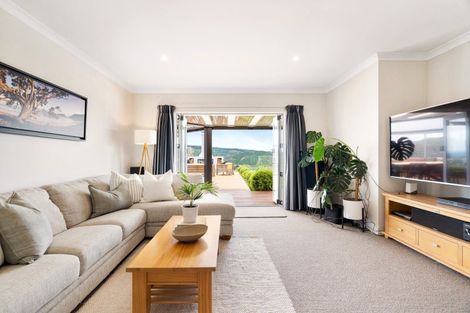 Photo of property in 92 Eskridge Drive, Eskdale, Napier, 4182