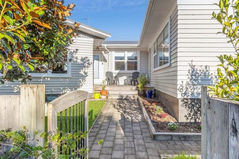 Photo of property in 40 Southsea Crescent, Silverdale, Hamilton, 3216